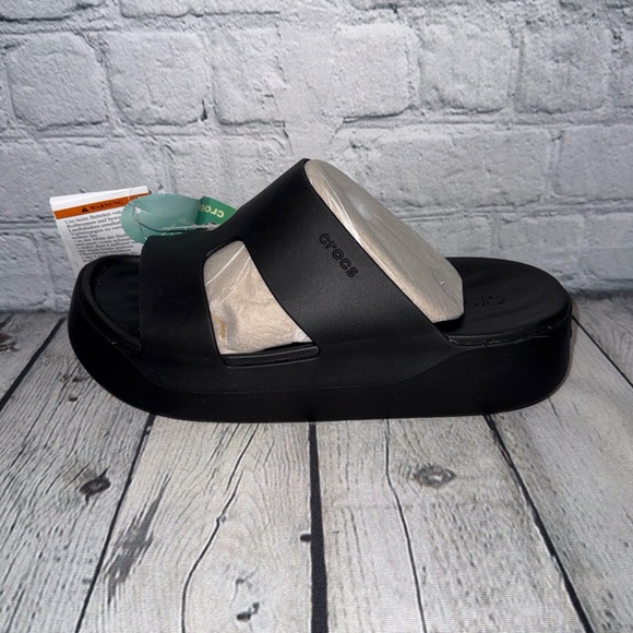 NWT! Crocs Getaway Platform H-Strap Sandals - Picture 5 of 8